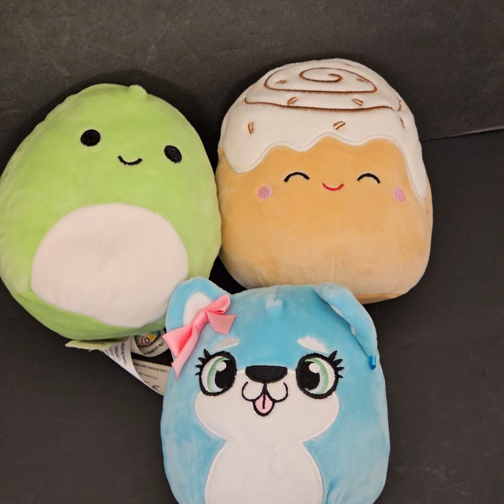 Squish mallows Lot of  3‎ / 5 inch Plush